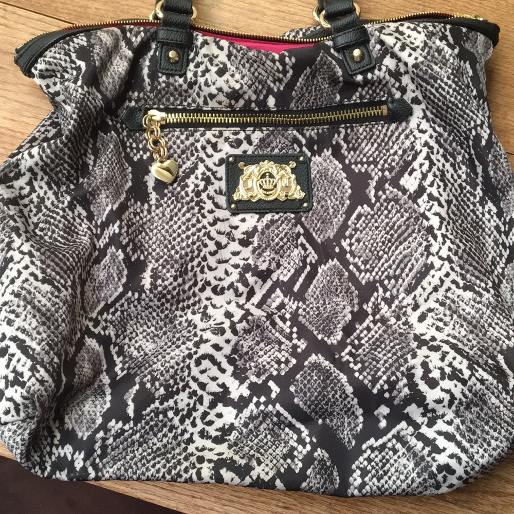LARGE JUICY COUTURE PURSE